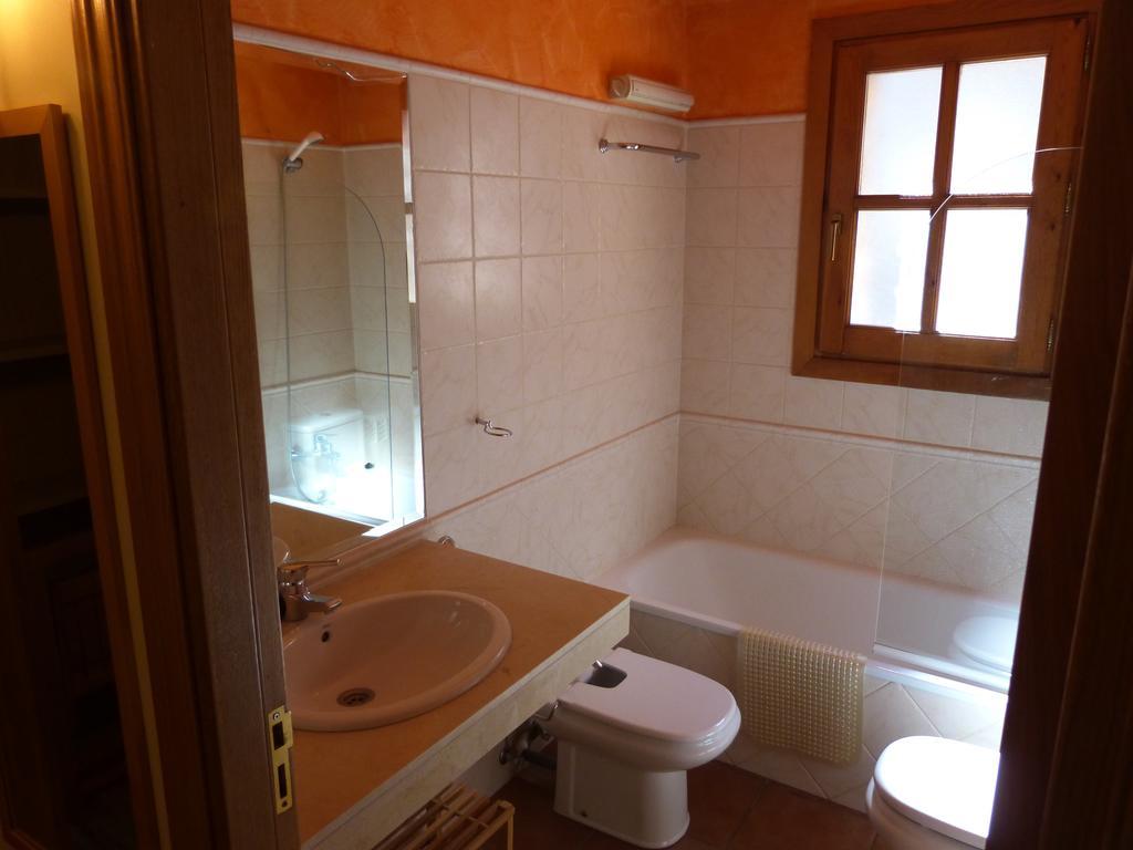 Francoli-Vacances Pirinenca Canillo Zimmer foto